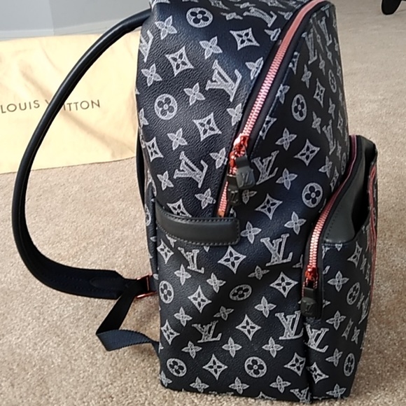 Authentic Louis Vuitton Discovery Backpack PM - Picture 3 of 8